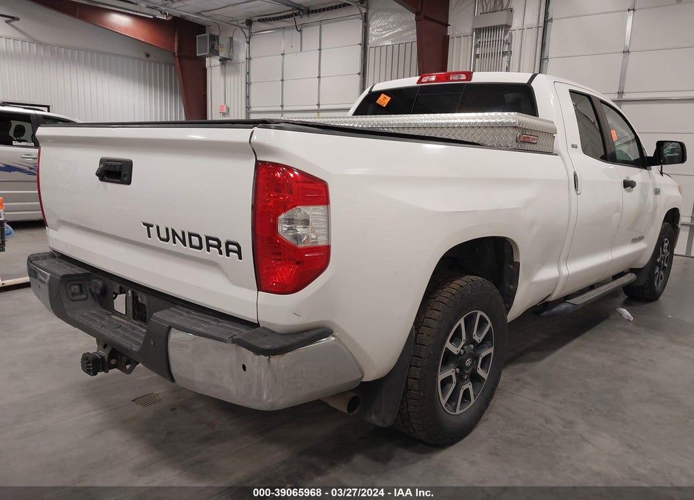 2016 TOYOTA TUNDRA SR5 5.7L V8 VIN: 5TFUW5F10GX537806
