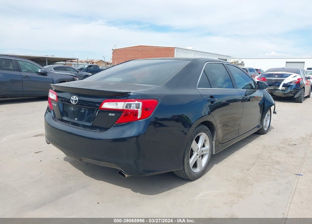 2013 TOYOTA CAMRY SE VIN: 4T1BF1FK6DU712884