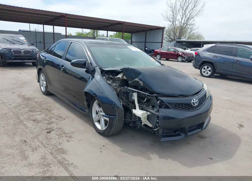 2013 TOYOTA CAMRY SE VIN: 4T1BF1FK6DU712884