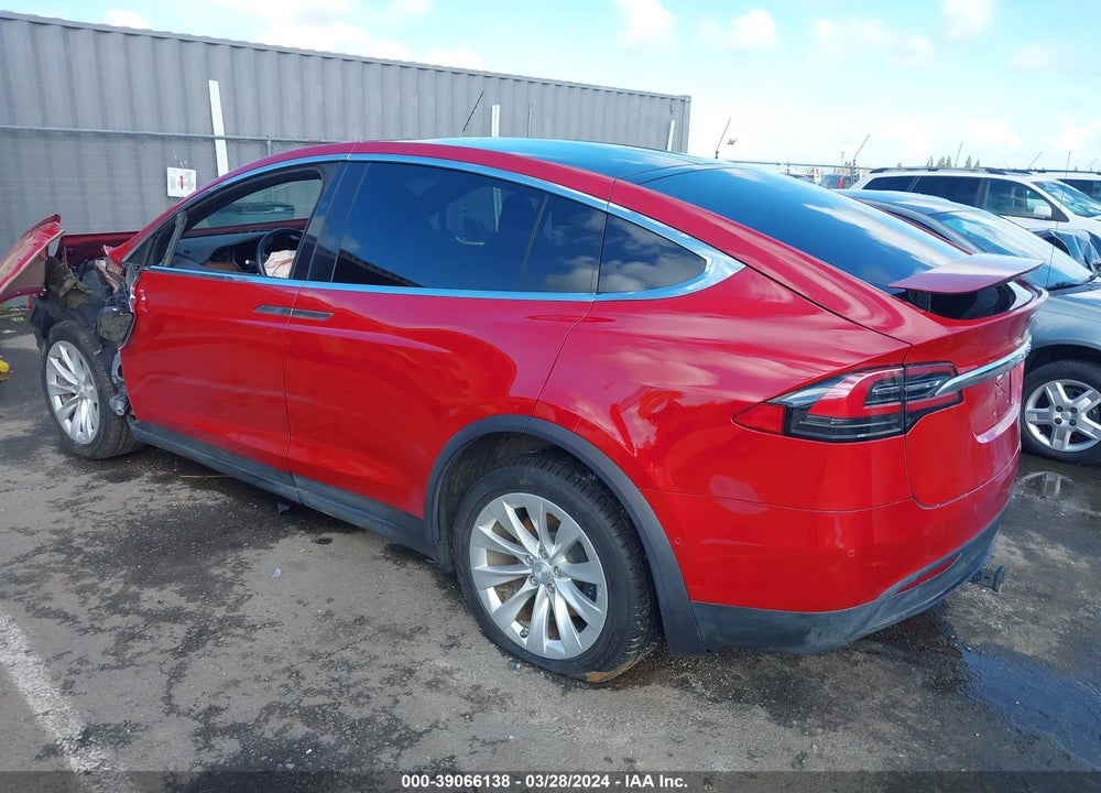 2020 TESLA MODEL X LONG RANGE DUAL MOTOR ALL-WHEEL DRIVE/LONG RANGE PLUS DUAL MOTOR ALL-WHEEL DRIVE VIN: 5YJXCDE20LF220963