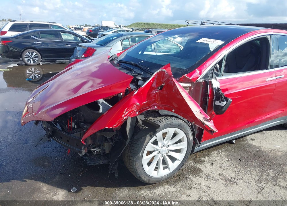 2020 TESLA MODEL X LONG RANGE DUAL MOTOR ALL-WHEEL DRIVE/LONG RANGE PLUS DUAL MOTOR ALL-WHEEL DRIVE VIN: 5YJXCDE20LF220963