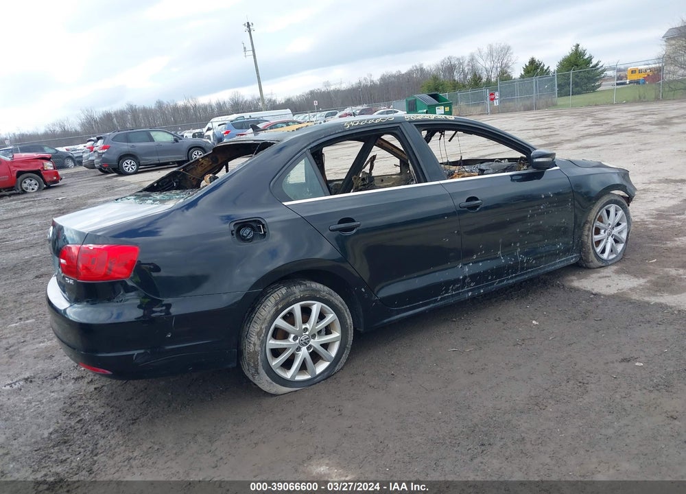 2013 VOLKSWAGEN JETTA 2.5L SE VIN: 3VWDP7AJ8DM286757