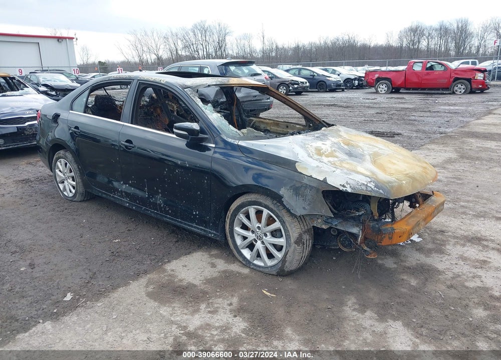 2013 VOLKSWAGEN JETTA 2.5L SE VIN: 3VWDP7AJ8DM286757