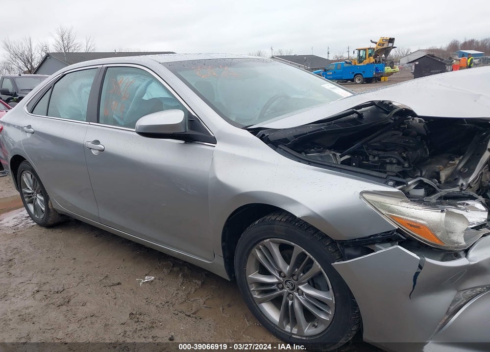 2015 TOYOTA CAMRY SE VIN: 4T1BF1FK9FU926528