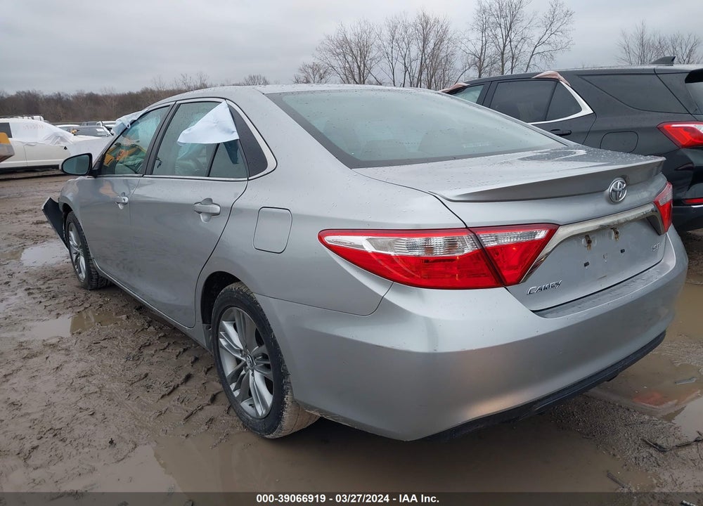 2015 TOYOTA CAMRY SE VIN: 4T1BF1FK9FU926528