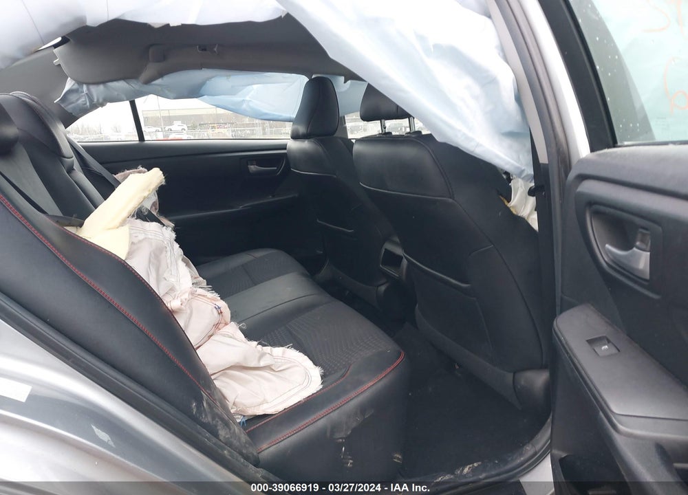 2015 TOYOTA CAMRY SE VIN: 4T1BF1FK9FU926528