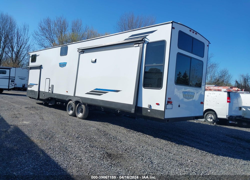 2024 FOREST RIVER OTHER VIN: 4X4TSM826RM032035