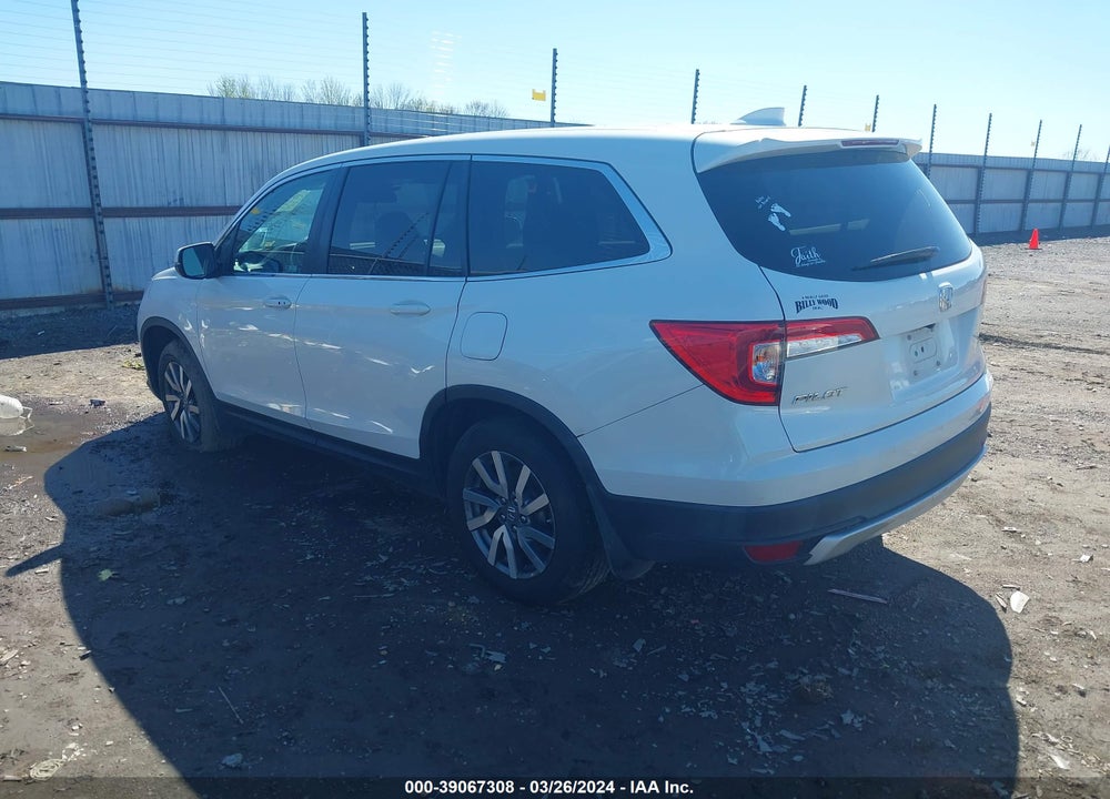 2021 HONDA PILOT 2WD EX VIN: 5FNYF5H33MB013684