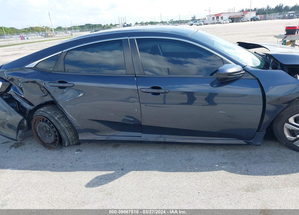 2018 HONDA CIVIC LX VIN: 2HGFC2F50JH600449