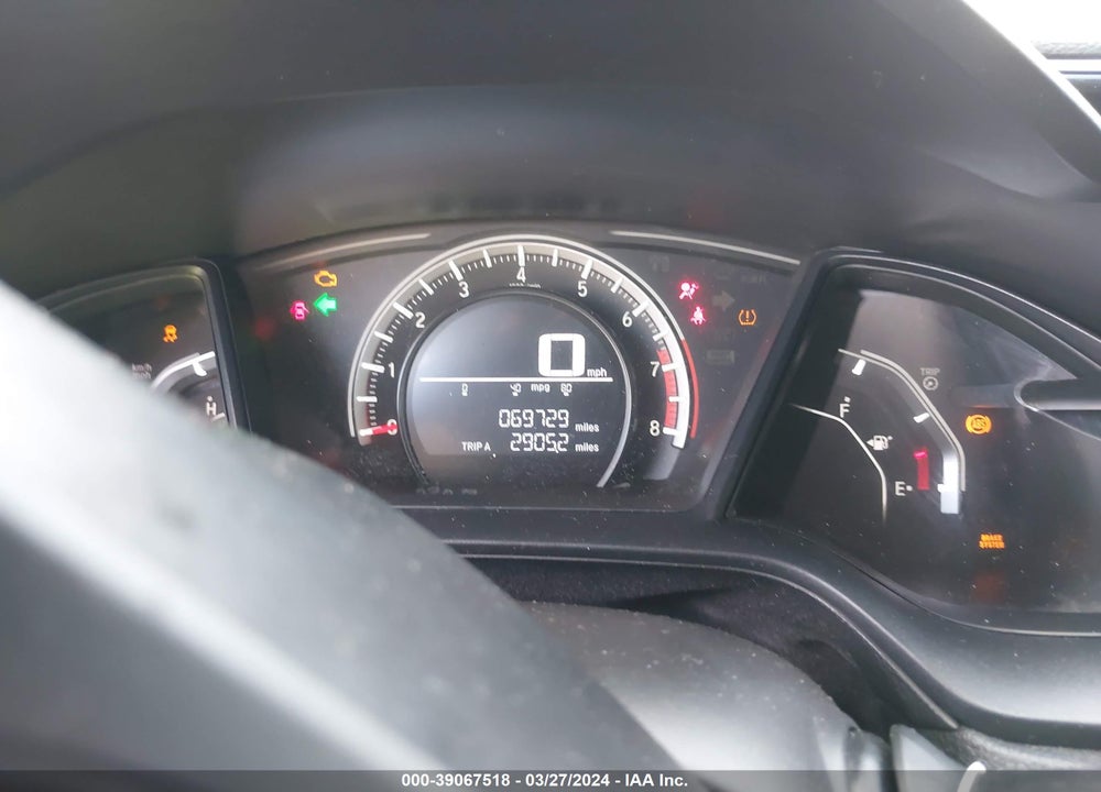 2018 HONDA CIVIC LX VIN: 2HGFC2F50JH600449