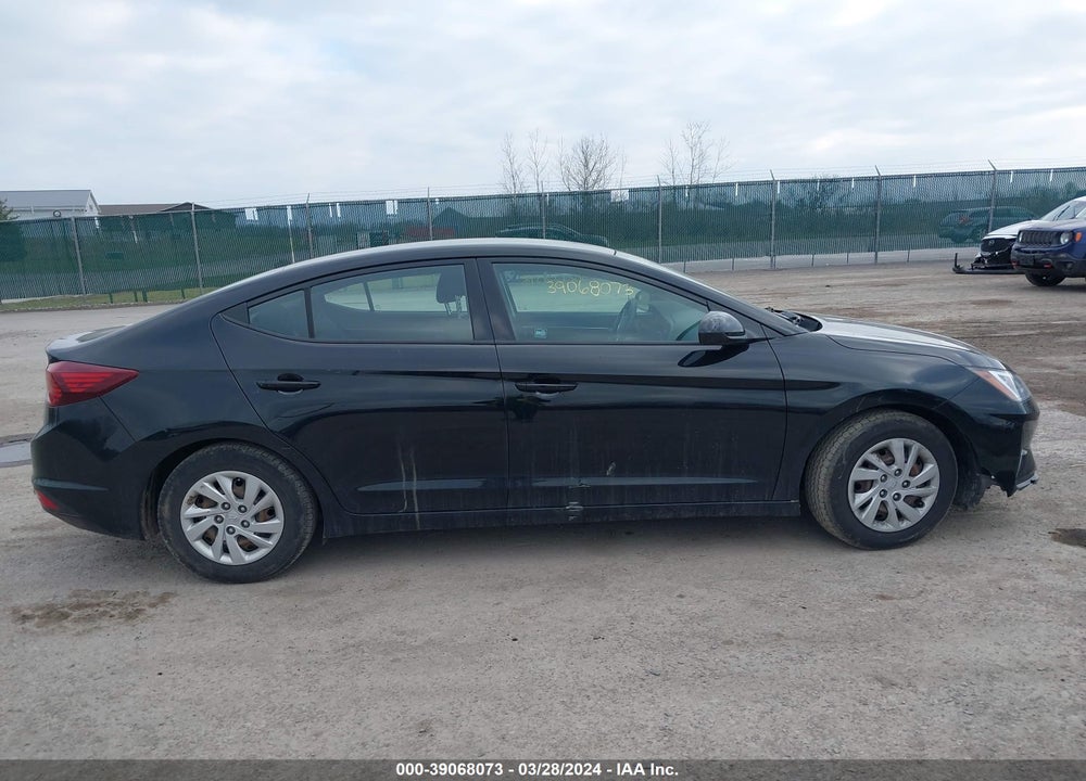 2019 HYUNDAI ELANTRA SE VIN: 5NPD74LF7KH431493