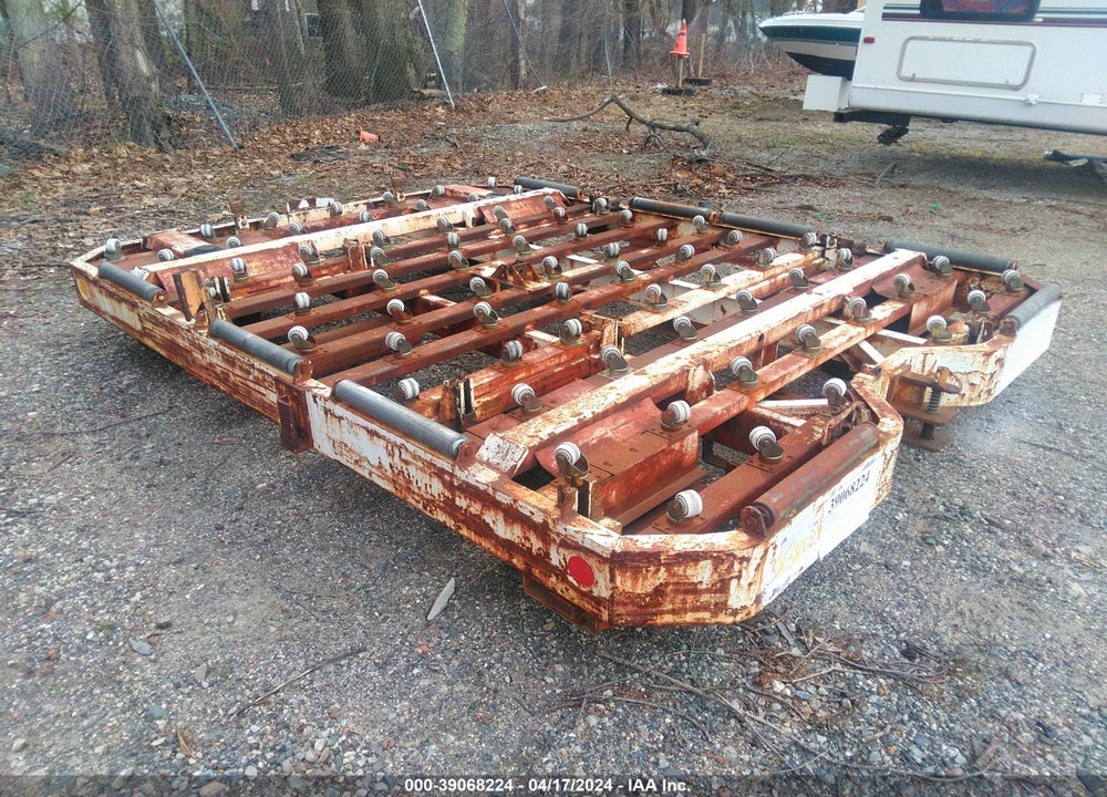 1994 EQUPMENT GSE1215 VIN: 00000000000100174