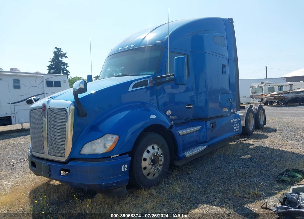 2018 KENWORTH T680 VIN: 1XKYDP9X0JJ207651