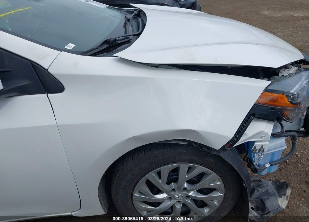 2019 TOYOTA COROLLA LE VIN: 2T1BURHE8KC190298