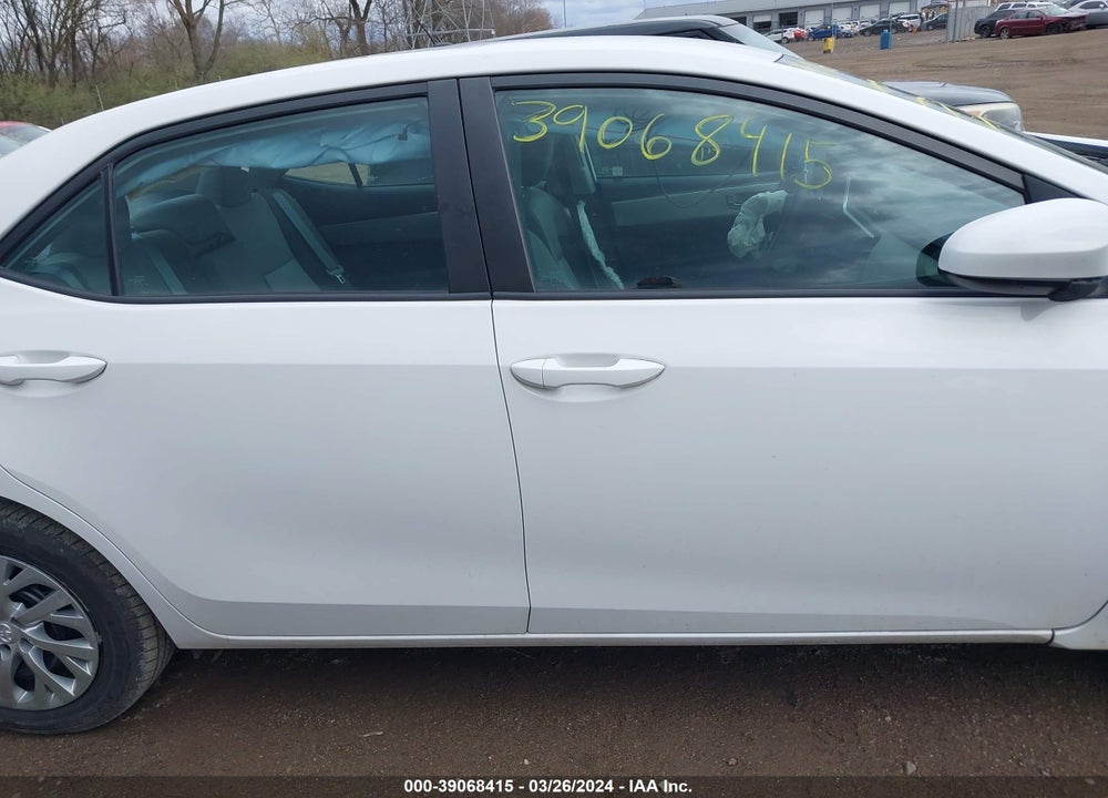 2019 TOYOTA COROLLA LE VIN: 2T1BURHE8KC190298