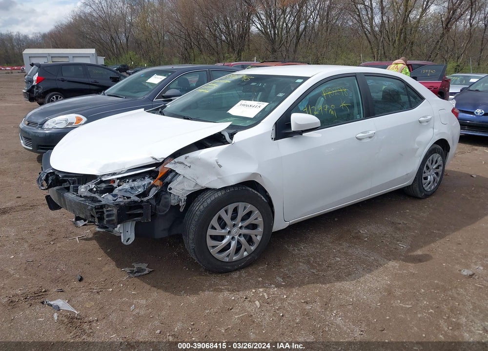 2019 TOYOTA COROLLA LE VIN: 2T1BURHE8KC190298