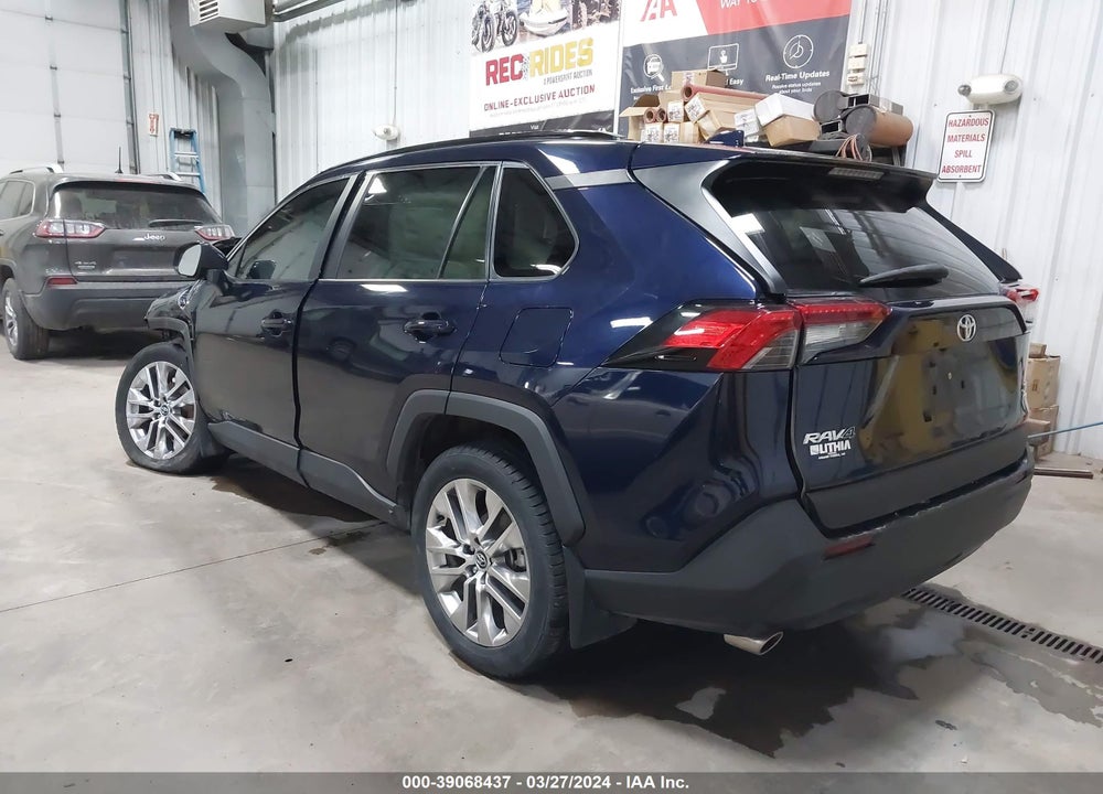 2020 TOYOTA RAV4 XLE PREMIUM VIN: 2T3A1RFV5LW139579