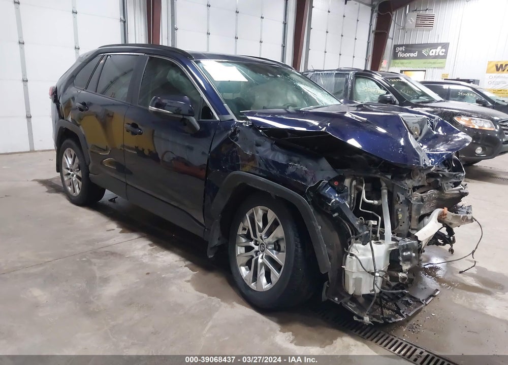 2020 TOYOTA RAV4 XLE PREMIUM VIN: 2T3A1RFV5LW139579