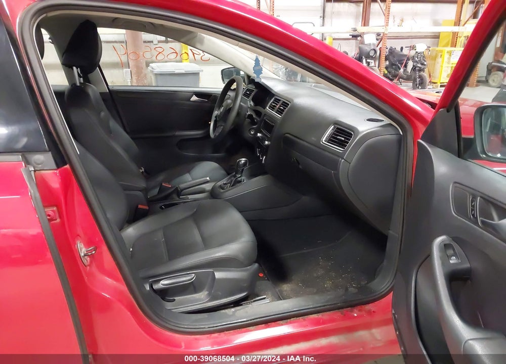 2012 VOLKSWAGEN JETTA 2.5L SE VIN: 3VWDP7AJ1CM117808