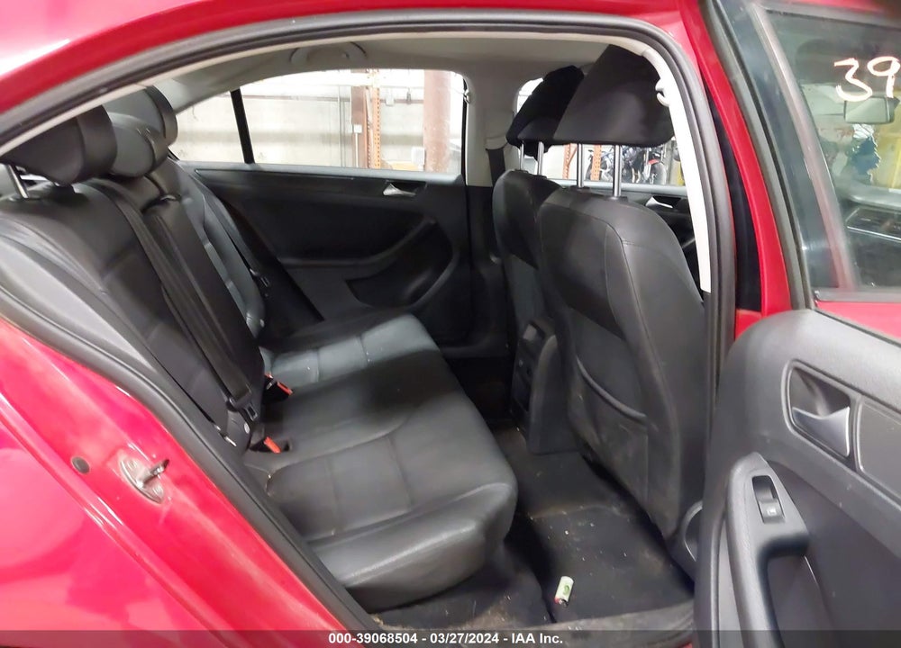 2012 VOLKSWAGEN JETTA 2.5L SE VIN: 3VWDP7AJ1CM117808