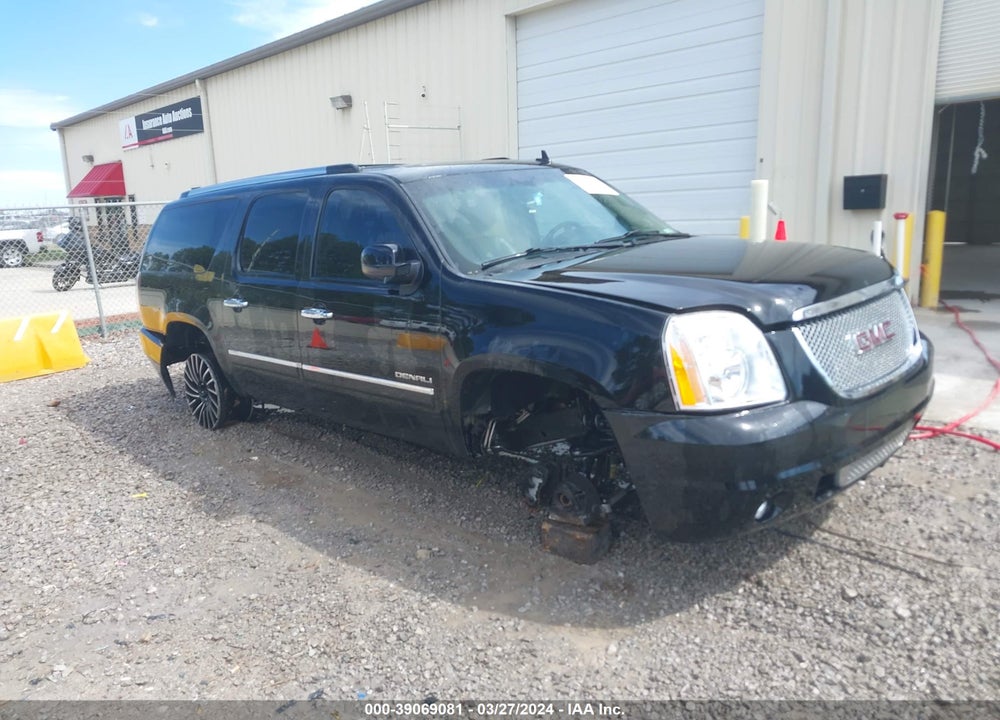 2012 GMC YUKON XL 1500 DENALI VIN: 1GKS1MEF9CR211731