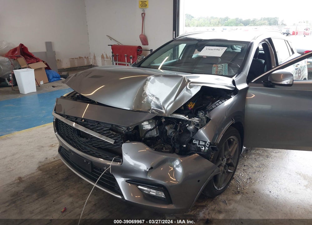 2017 INFINITI QX30 PREMIUM VIN: SJKCH5CP4HA030651