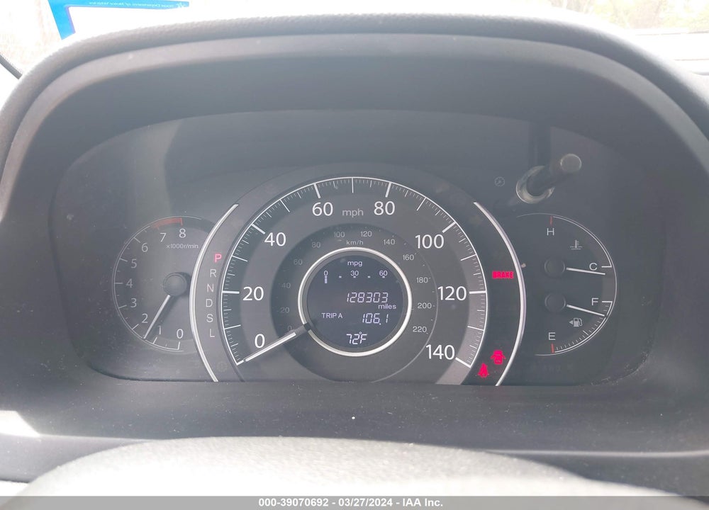 2015 HONDA CR-V LX VIN: 2HKRM4H39FH640401