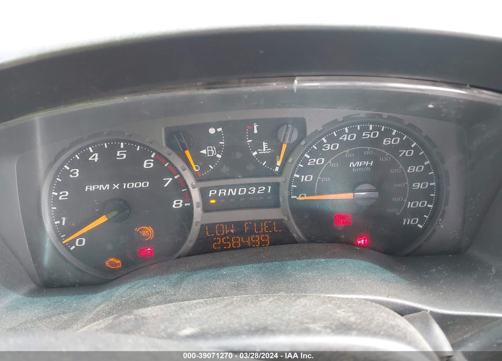 2005 CHEVROLET COLORADO LS VIN: 1GCDT196458187869