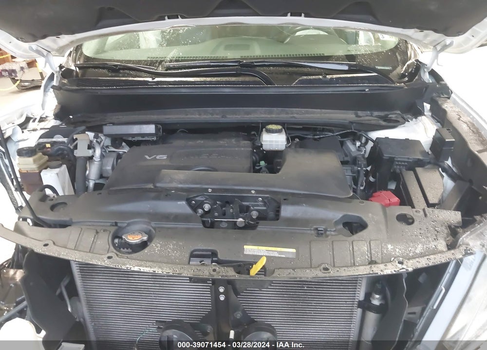 2018 NISSAN PATHFINDER SL VIN: 5N1DR2MN3JC627814