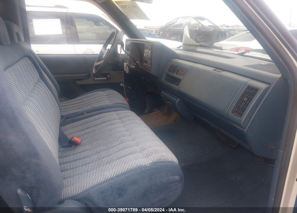 1994 GMC SIERRA C2500 VIN: 1GTGC29N5RE551072