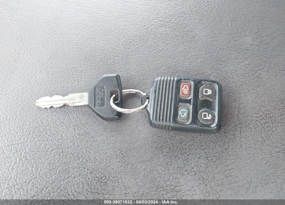 1998 DODGE RAM 2500 ST VIN: 1B7KF23W4WJ229190