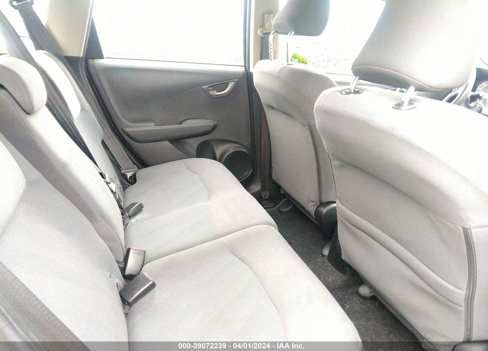 2012 HONDA FIT VIN: JHMGE8H39CS003838
