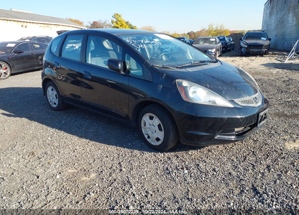 2012 HONDA FIT VIN: JHMGE8H39CS003838