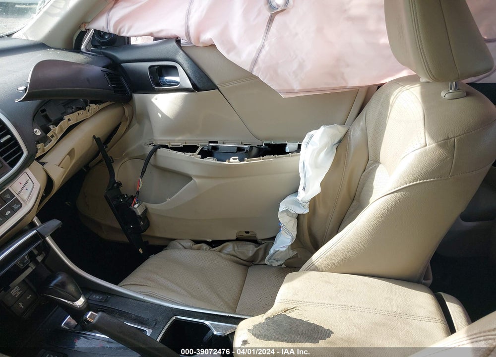2015 HONDA ACCORD EX-L VIN: 1HGCR2F88FA007200