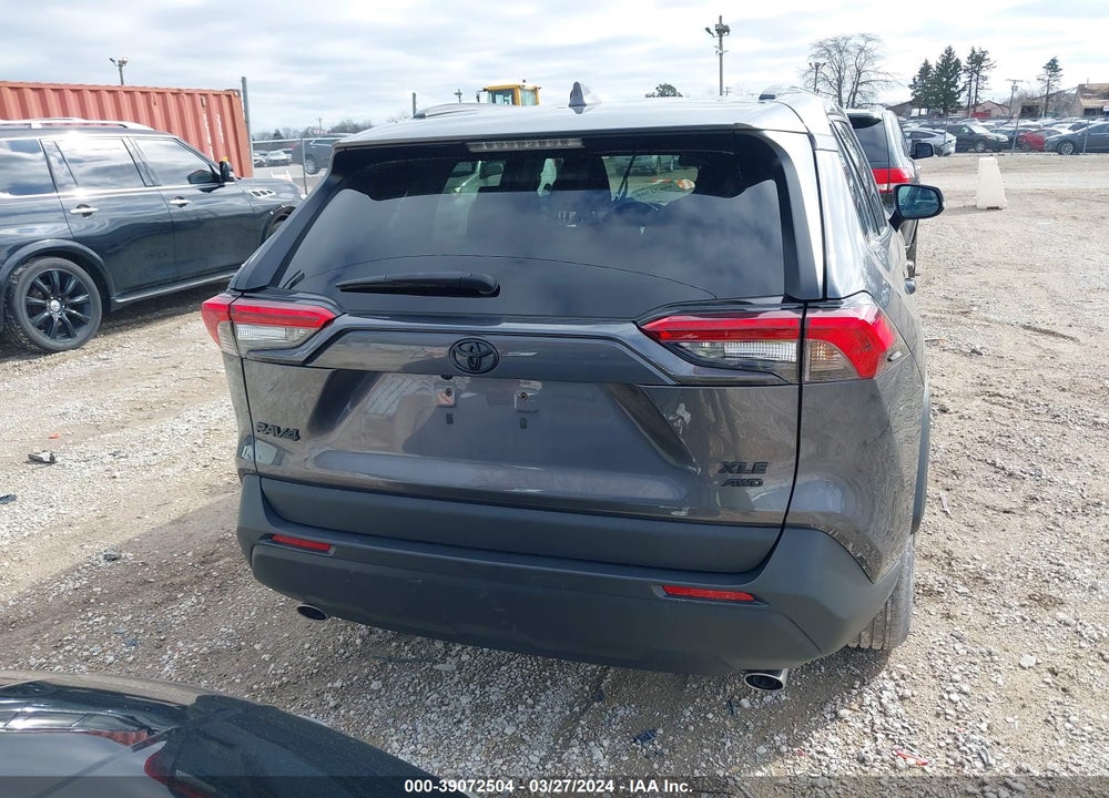 2021 TOYOTA RAV4 XLE VIN: 2T3P1RFV4MC148660