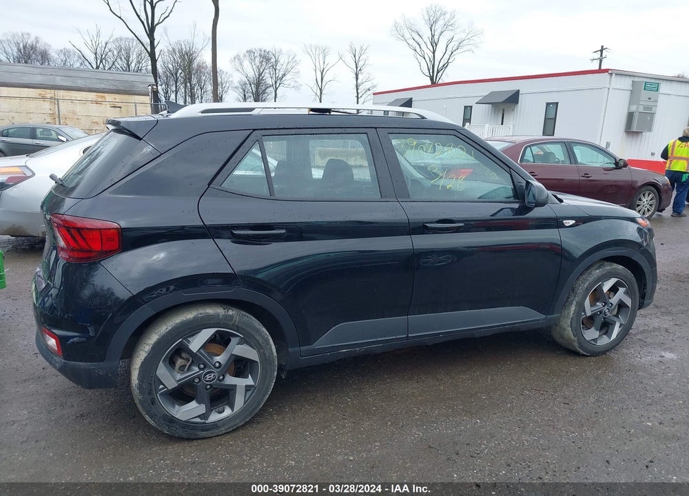 2021 HYUNDAI VENUE SEL VIN: KMHRC8A30MU086314