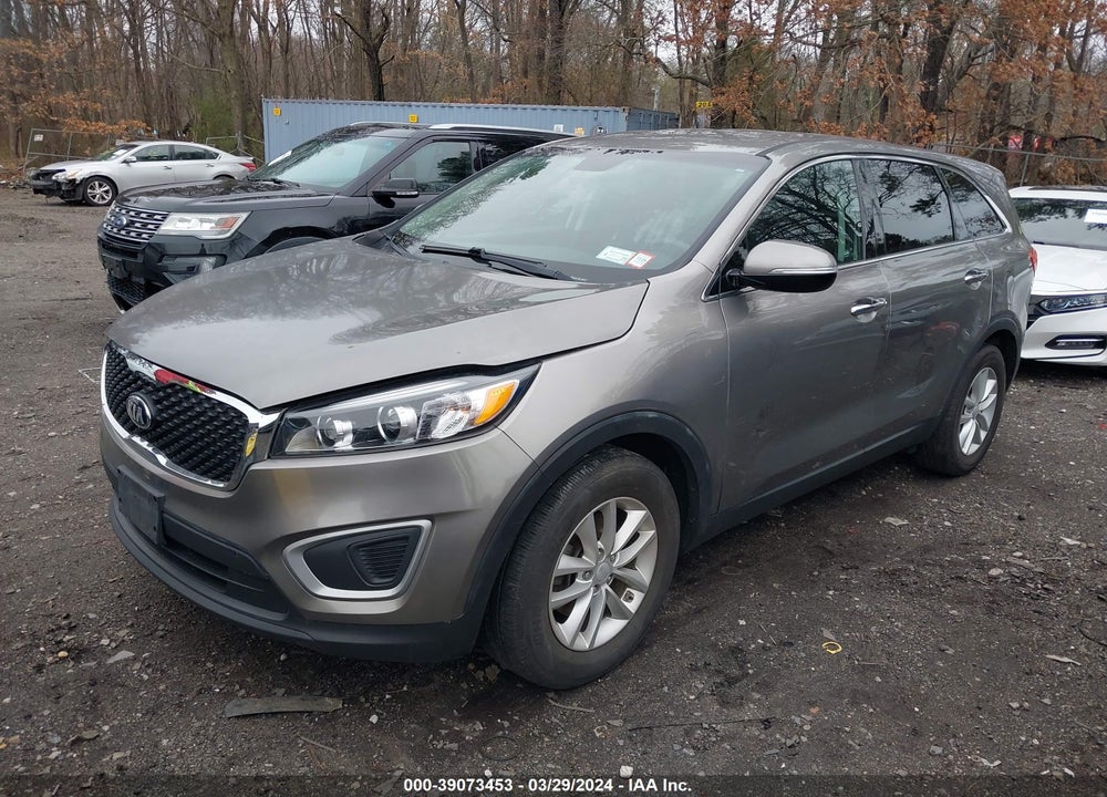 2018 KIA SORENTO 2.4L L VIN: 5XYPG4A34JG427350