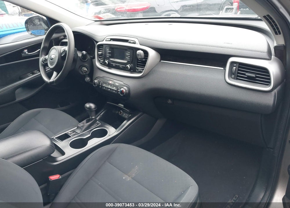 2018 KIA SORENTO 2.4L L VIN: 5XYPG4A34JG427350