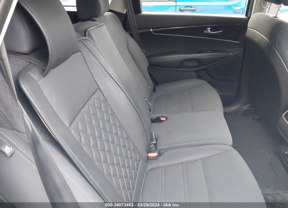 2018 KIA SORENTO 2.4L L VIN: 5XYPG4A34JG427350
