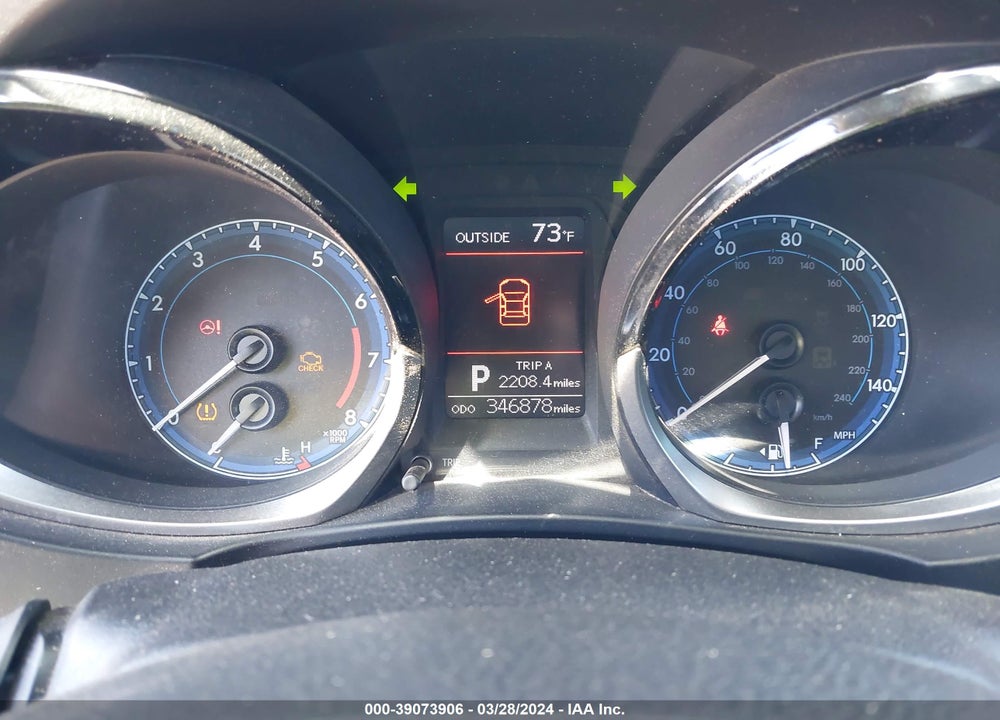 2014 TOYOTA COROLLA S PLUS VIN: 5YFBURHE9EP166550
