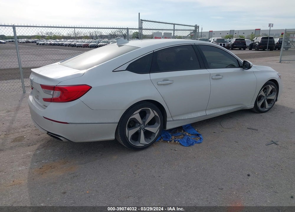 2018 HONDA ACCORD TOURING VIN: 1HGCV1F94JA163371