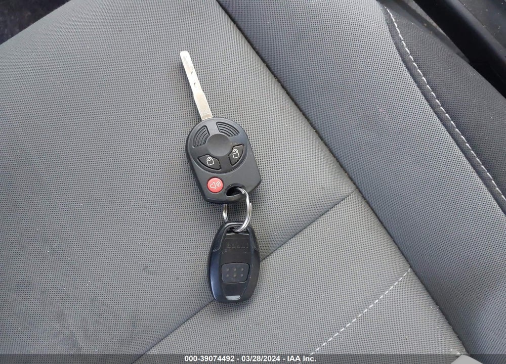 2014 FORD ESCAPE SE VIN: 1FMCU9GX0EUD50345
