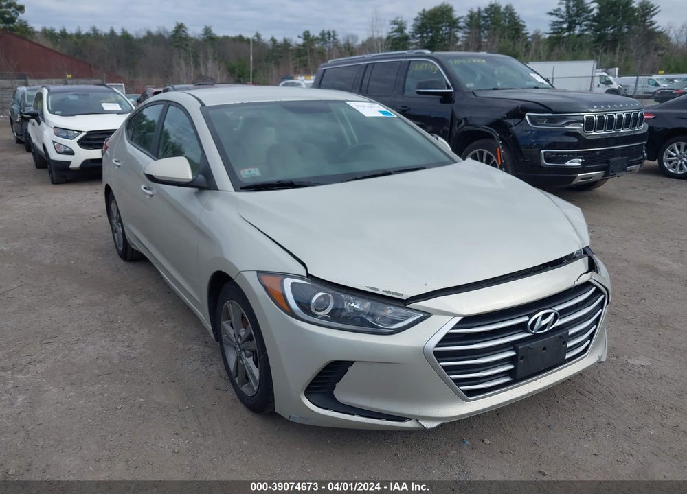 2018 HYUNDAI ELANTRA SEL VIN: 5NPD84LF2JH240141