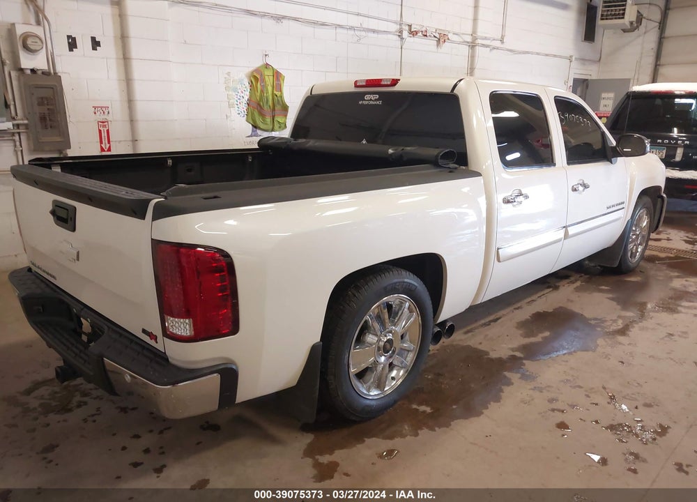 2013 CHEVROLET SILVERADO 1500 LT VIN: 3GCPKSE77DG150960