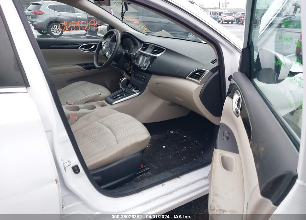 2016 NISSAN SENTRA SV VIN: 3N1AB7AP3GY305269