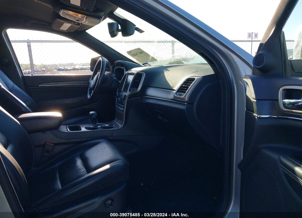 2015 JEEP GRAND CHEROKEE VIN: 1C4RJEBG9FC192960