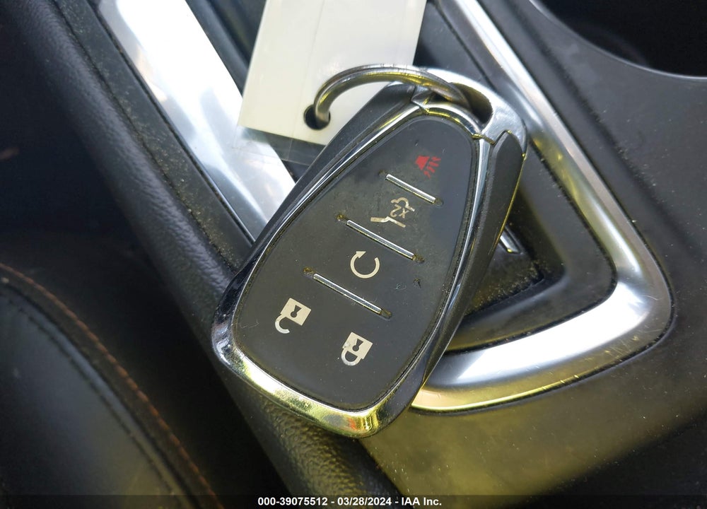 2018 CHEVROLET EQUINOX VIN: 2GNAXMEV4J6211374