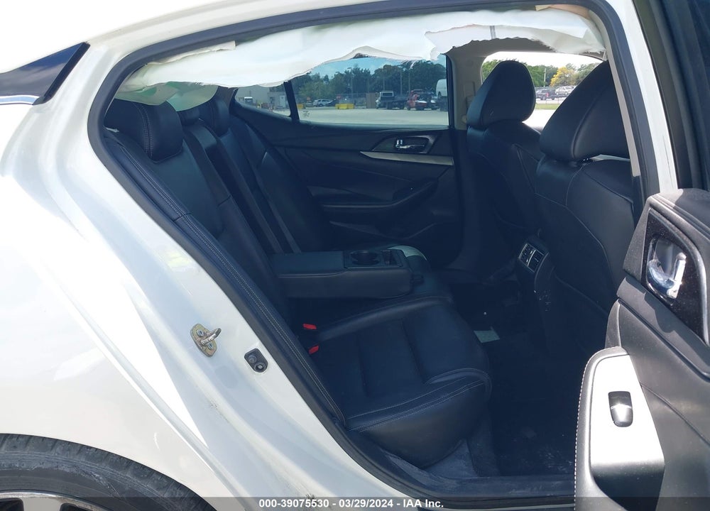 2017 NISSAN MAXIMA 3.5 SV VIN: 1N4AA6AP7HC395200