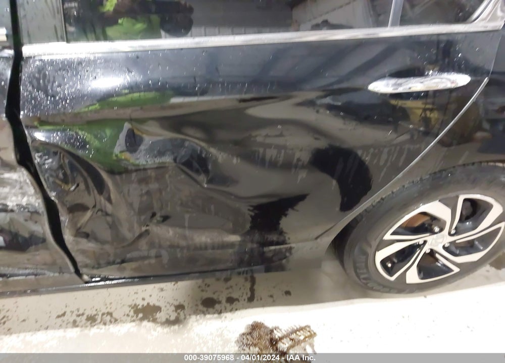 2017 HONDA ACCORD LX VIN: 1HGCR2F34HA001790