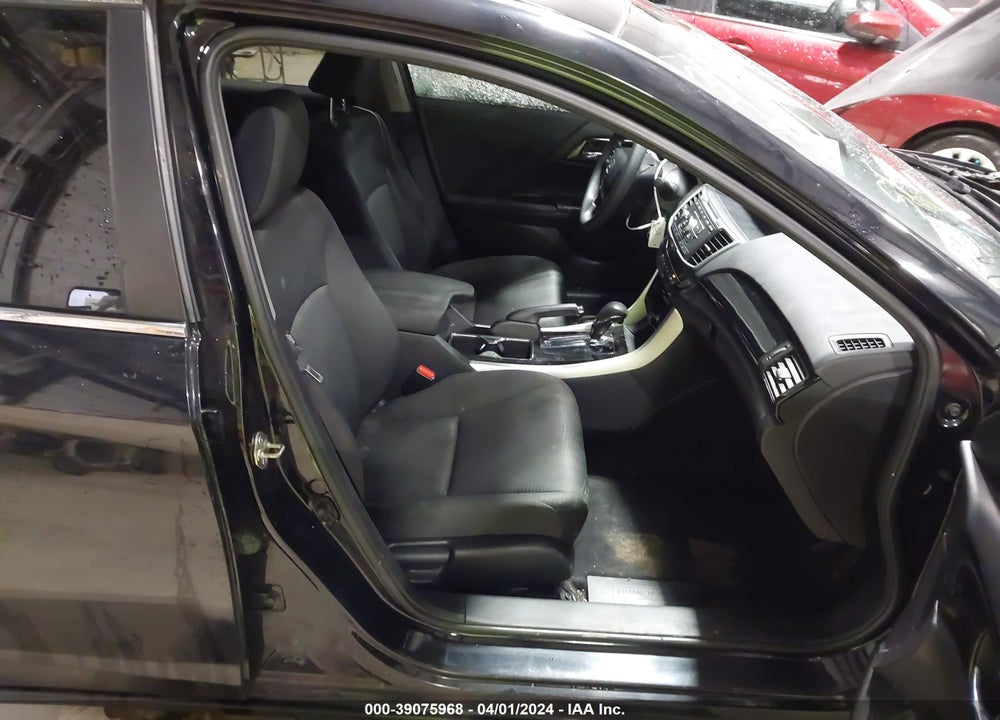 2017 HONDA ACCORD LX VIN: 1HGCR2F34HA001790